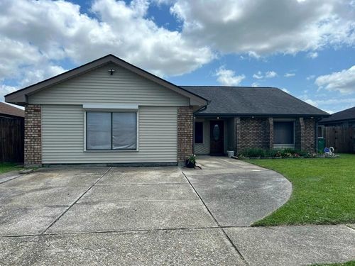 1605 Armagh Dr, Marrero, LA, 70072-4032 | Card Image