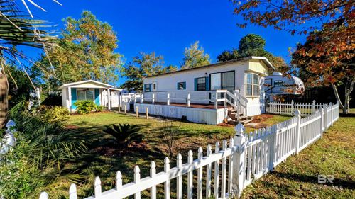 81 Horn Dr, Lillian, AL, 36549-5357 | Card Image