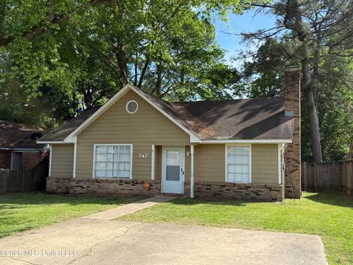 747 Clearmont Dr, Pearl, MS, 39208-6266 | Card Image