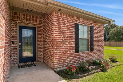 3012 Washington Street, House other with 3 bedrooms, 2 bathrooms and null parking in Nederland TX | Image 3