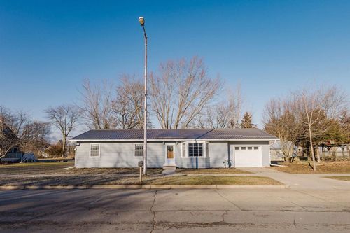 311 S Wisconsin Ave, MUSCODA, WI, 53573-9420 | Card Image