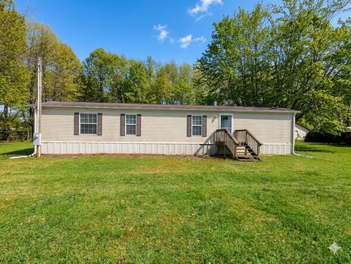 10554 Collins Dr, Linesville, PA, 16424-4010 | Card Image