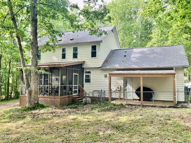 Back Exterior | Image 8