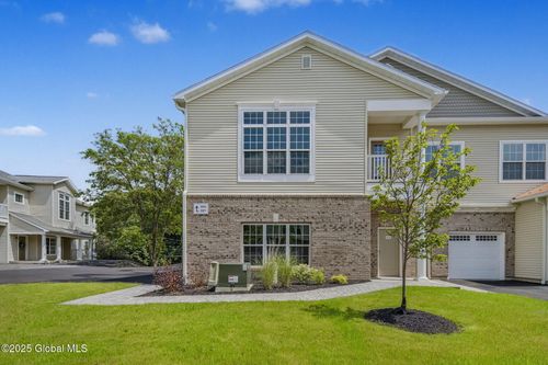 606 Vly Point Dr, Niskayuna, NY, 12309-1652 | Card Image