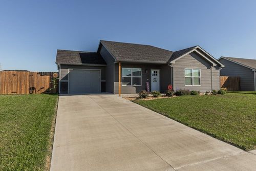 1109 Nautical Dr, Salina, KS, 67401 | Card Image