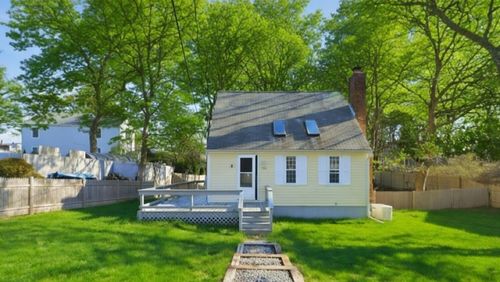 292 Megan Rd, Hyannis, MA, 02601-2513 | Card Image