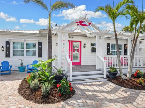 144 Harrison Dr, Sarasota, FL, 34236-2116 | Card Image