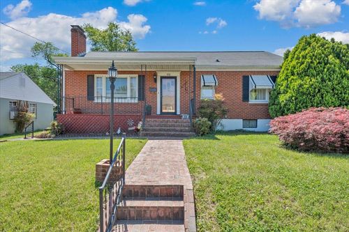 918 Whitney Ave Nw, Roanoke, VA, 24012-1804 | Card Image