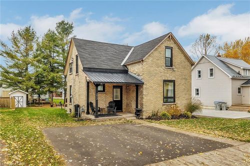 272 Princess St, Huron, ON, N0G1H0 | Card Image