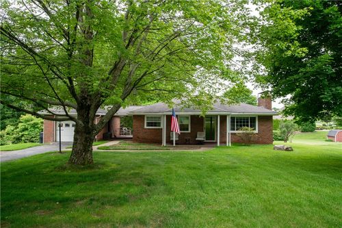 490 Barclay Hill Rd, Brighton Twp, PA, 15009-9445 | Card Image