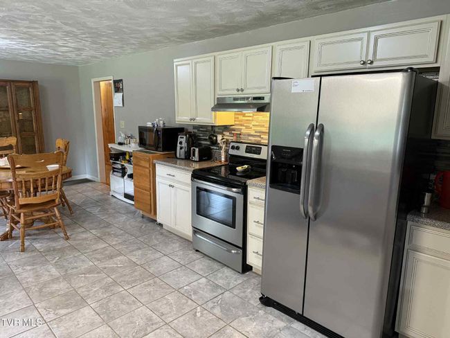 2818 Dungannon Rd, House other with 3 bedrooms, 2 bathrooms and null parking in Coeburn VA | Image 15