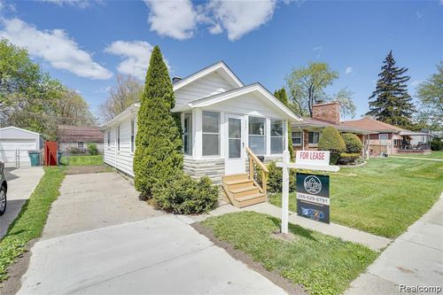 577 E Brickley Ave, Hazel Park, MI, 48030-1221 | Card Image