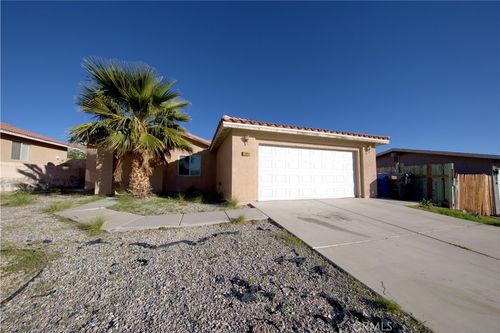 11844 Verbena Dr, Desert Hot Springs, CA, 92240-3328 | Card Image