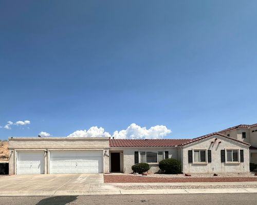 7204 Villa Corrales Ne, Albuquerque, NM, 87113-1049 | Card Image
