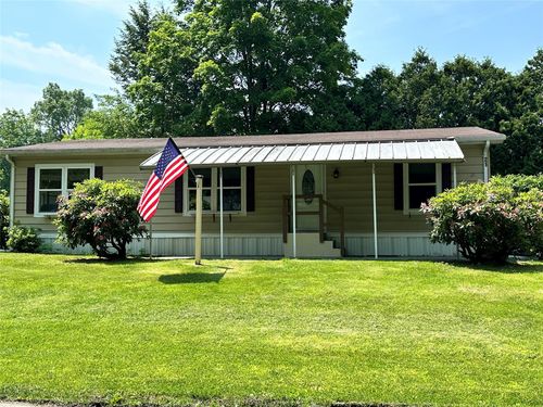 21 Maunaloa Ln, New Paltz, NY, 12561-4211 | Card Image