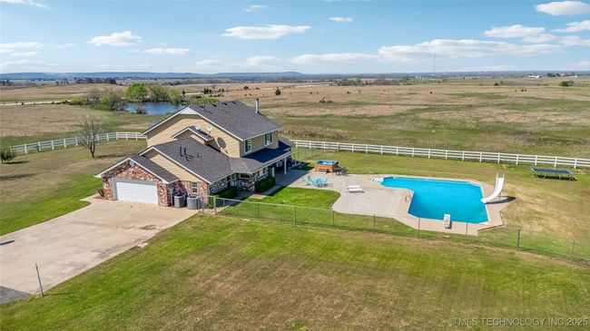 28002 Us 75 Hwy, House other with 4 bedrooms, 4 bathrooms and null parking in Ochelata OK | Image 58