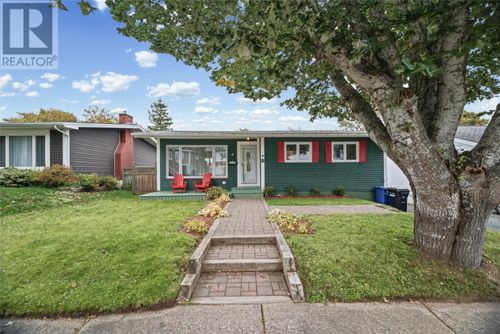 7 Macpherson Avenue, St. John's, NL, A1B2B8 | Card Image