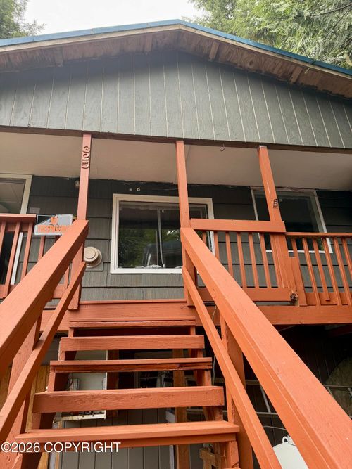 325 Upland Way, Ketchikan, AK, 99901-6528 | Card Image