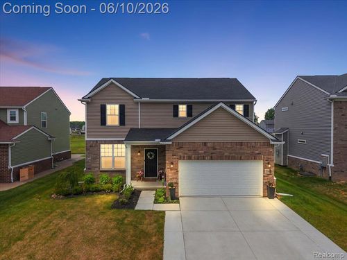 71471 Julius Dr, Bruce Twp, MI, 48065-3184 | Card Image