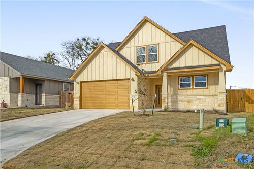2143 Blackhawk Loop, Belton, TX, 76513-6067 | Card Image