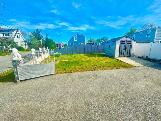 50 Washington Ave, House other with 3 bedrooms, 2 bathrooms and 4 parking in Riverside RI | Image 35