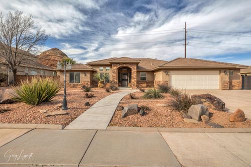 2062 S Camino Real, Washington, UT, 84780-8246 | Card Image