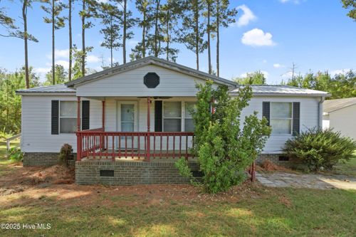 594 Glenwood Trl, Whiteville, NC, 28472-9618 | Card Image