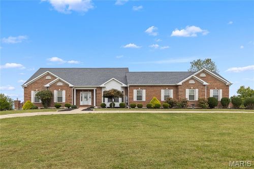 104 Wolf Trail Ct, Defiance, MO, 63341-1356 | Card Image