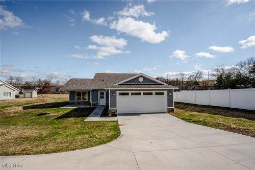 121 Buena Vista St, Baltic, OH, 43804-2505 | Card Image