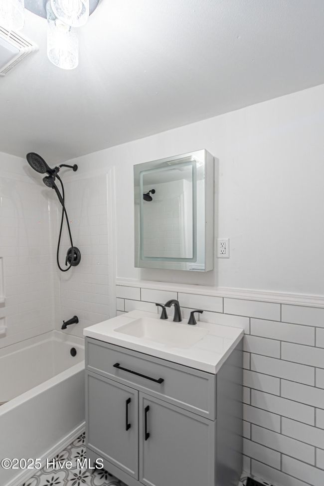 105 Queens Rd, House other with 3 bedrooms, 1 bathrooms and null parking in Jacksonville NC | Image 32