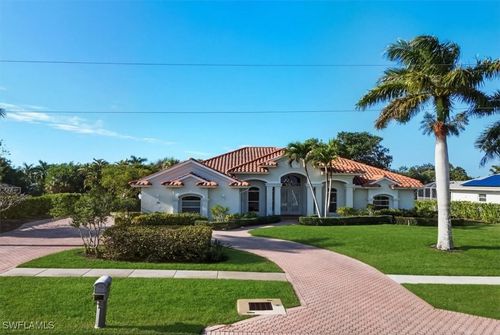 560 Inlet Dr, Marco Island, FL, 34145-5937 | Card Image