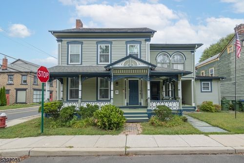 17 2nd St, FRENCHTOWN, NJ, 08825-1131 | Card Image