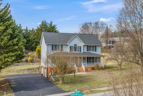 175 Wellington Ln, Daleville, VA, 24083-3555 | Card Image