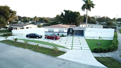 3240 Sw 17th Street, House other with 3 bedrooms, 2 bathrooms and null parking in Fort Lauderdale FL | Image 1