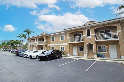 apt-127-911 Hillcrest Ct, Hollywood, FL, 33021-7895 | Card Image