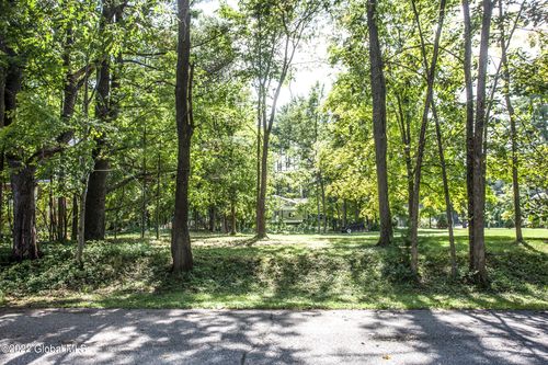 80 Glenwood Dr, Saratoga Springs, NY, 12866-9218 | Card Image
