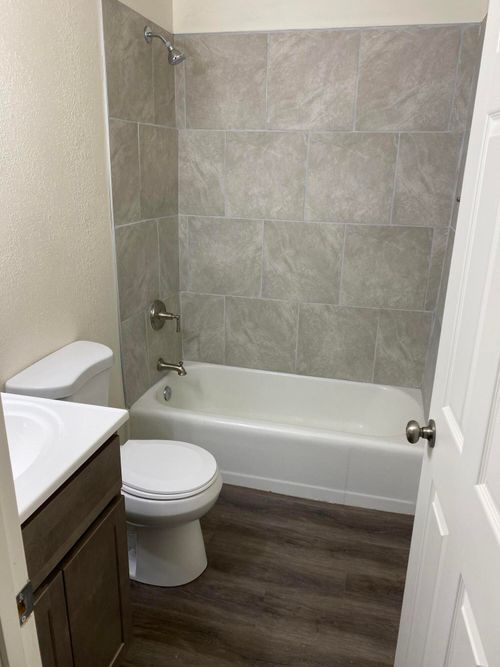 702 Hunt Ave, COLUMBIA, MO, 65203-2064 | Card Image