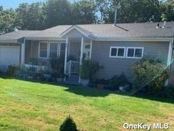 Hilltop Dr, Brentwood, NY 11717