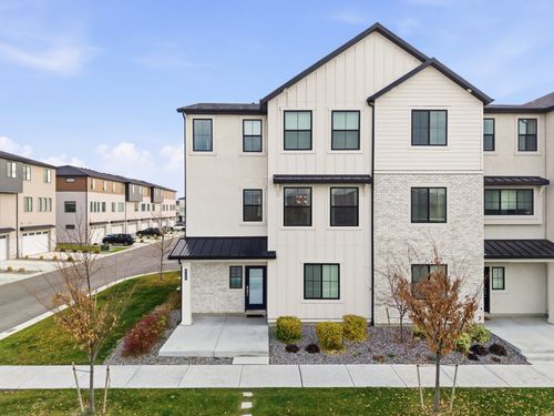 924 W 360 S, American Fork, UT, 84003-4479 | Card Image