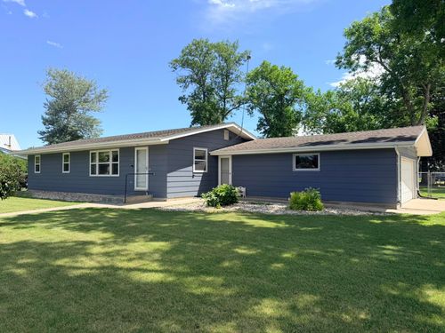 110 Spring Ave S, Lake Preston, SD, 57249-2101 | Card Image