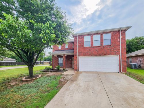 372 Marsha St, Saginaw, TX, 76179-1383 | Card Image