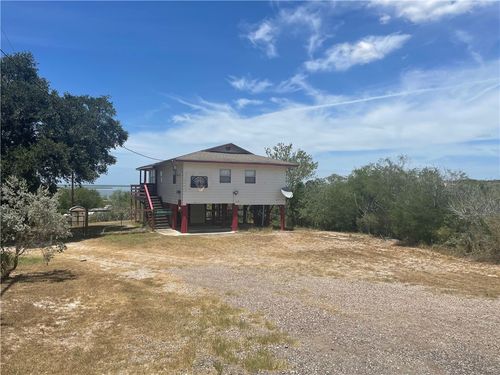 118 E Lake View Trl, Sandia, TX, 78383-5662 | Card Image
