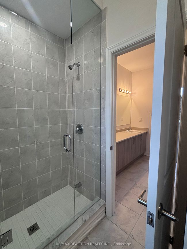 1 Rail Trail Crt, House other with 5 bedrooms, 4 bathrooms and 2 parking in Sutton West ON | Image 15