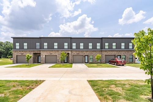 3413 Brooke Pl, Texarkana, TX, 75503-1168 | Card Image