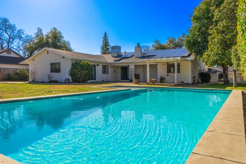 7047 Tucker Ln, Redding, CA, 96002-9718 | Card Image