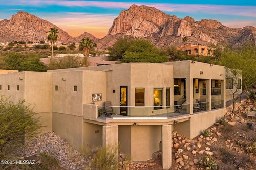 1250 E El Conquistador Way, Oro Valley, AZ, 85704-7900 | Card Image