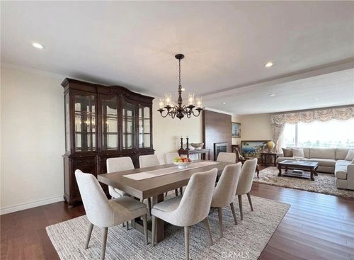 15625 Mar Vista St, Whittier, CA, 90605-1324 | Card Image