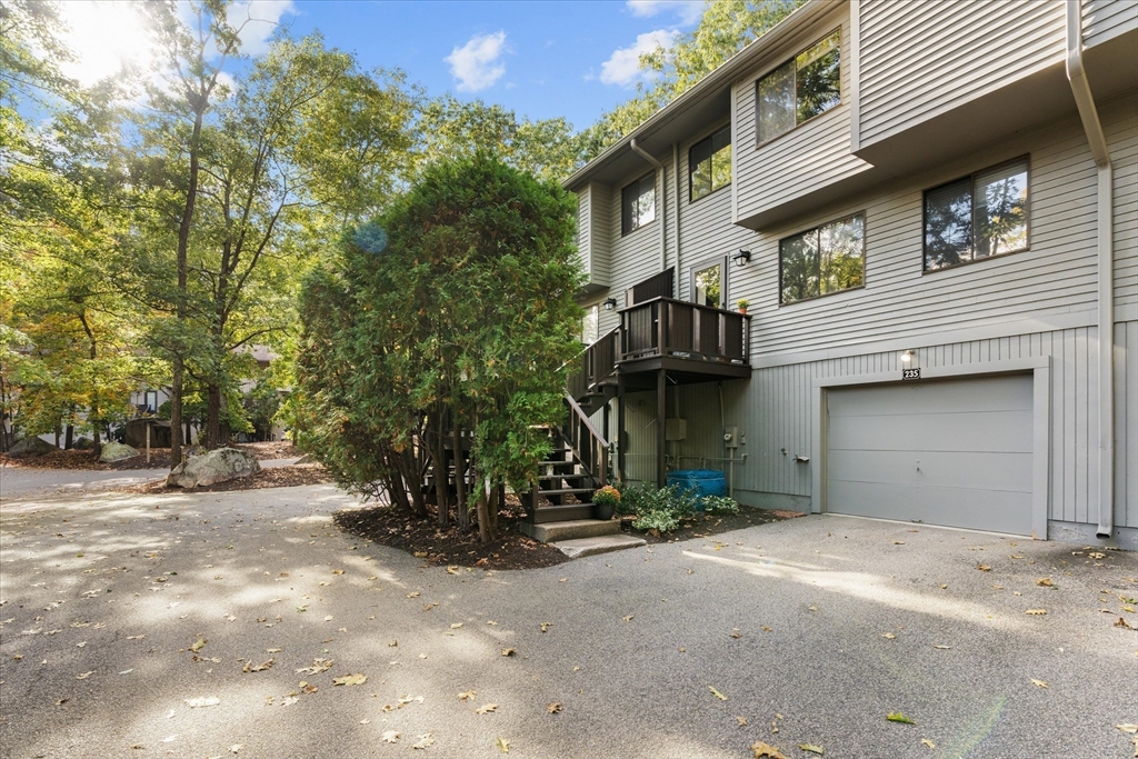 Meeting House Path, Ashland, MA 01721