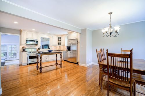 14 Flower Hill Rd, Poughkeepsie, NY, 12603-5330 | Card Image