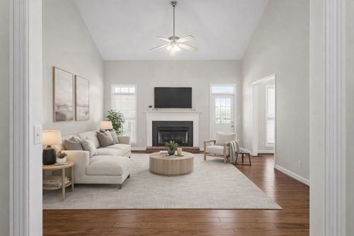 104 Camden Ct N, Hendersonville, TN, 37075-1235 | Card Image